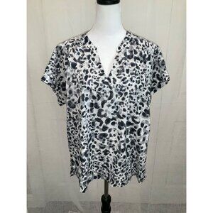 Tommy Bahama Women's Animal Cheetah Print Blouse size Medium